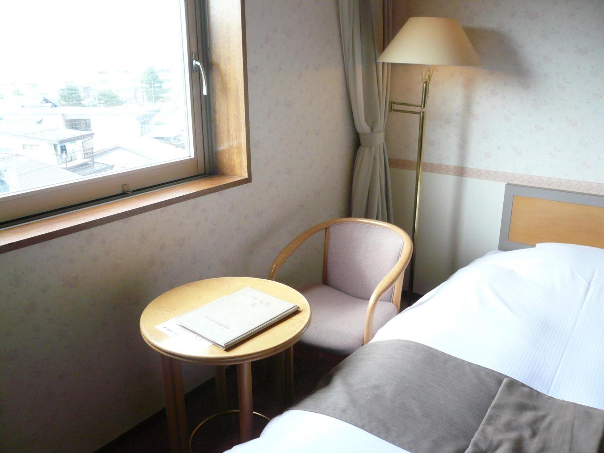Takayama City Hotel Four Seasons Dış mekan fotoğraf
