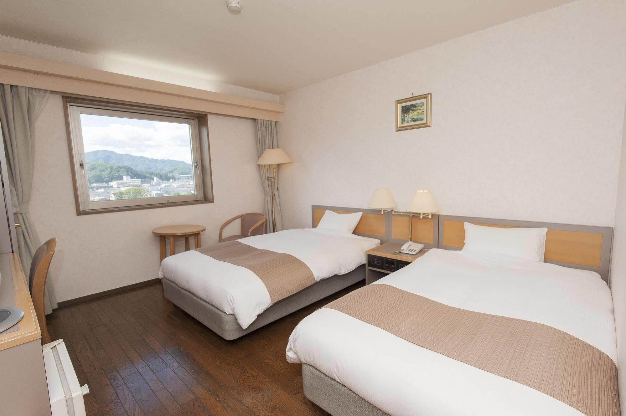 Takayama City Hotel Four Seasons Dış mekan fotoğraf