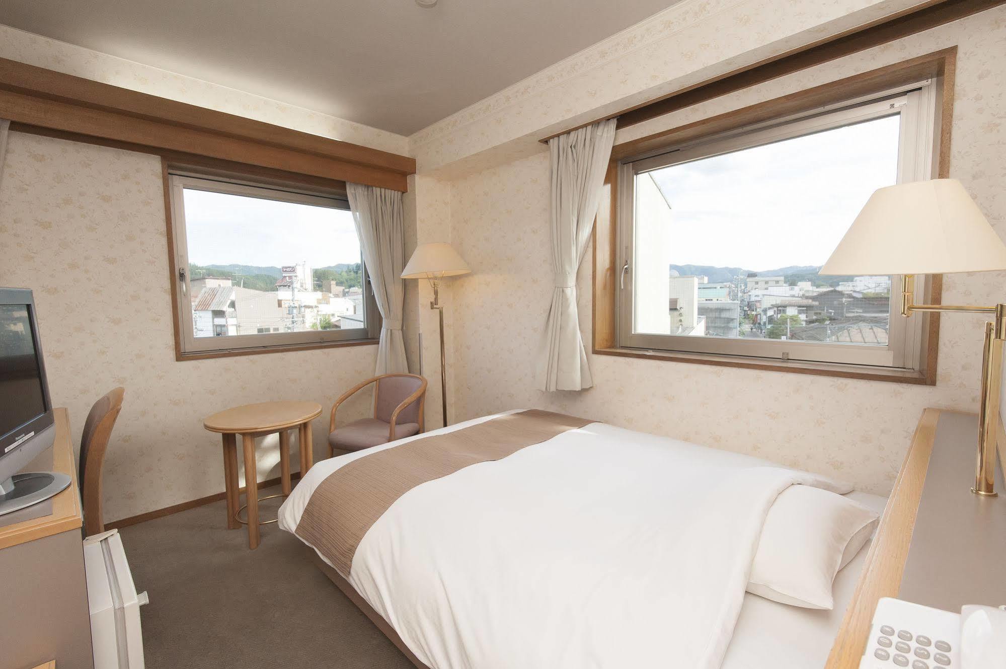 Takayama City Hotel Four Seasons Dış mekan fotoğraf